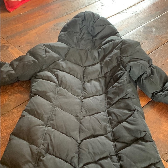 Women's Black Quilted Coat - Picture 9 of 9